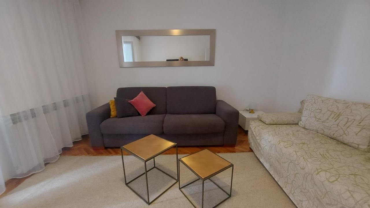 Apartmán Corina & Franco Senj  Exteriér fotografie