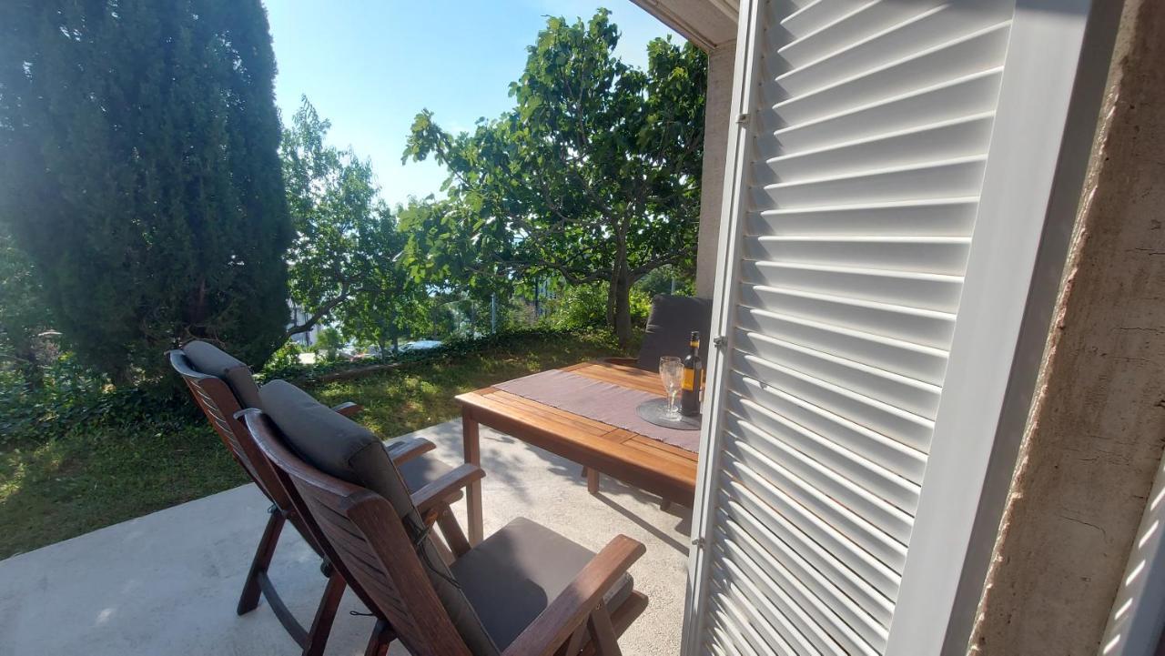 Apartmán Corina & Franco Senj  Exteriér fotografie